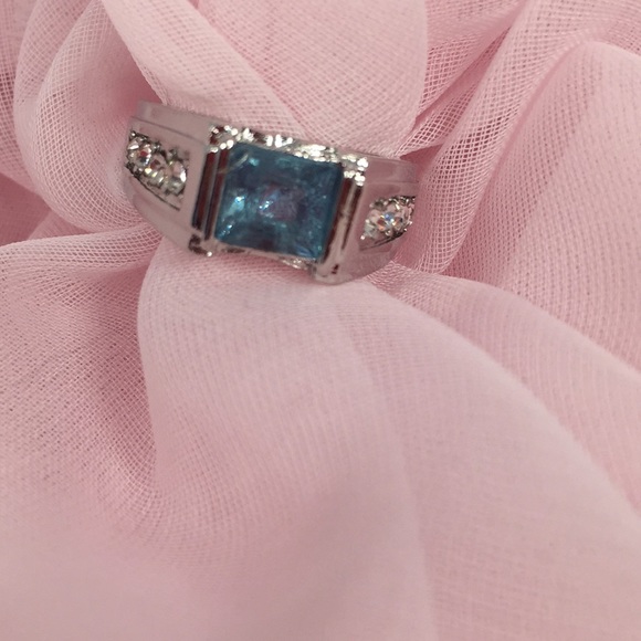 AQUAMARINE GEMSTONE Silver RING - Picture 2 of 7